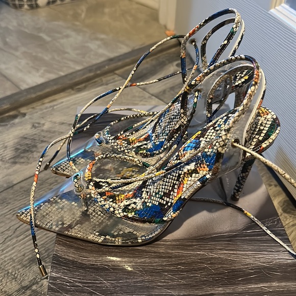 Jennifer Lopez clear/Miami multi - Picture 2 of 4